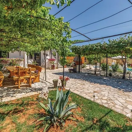 1 Apartamento Pula