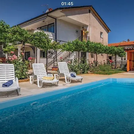 Apartment 1 *
