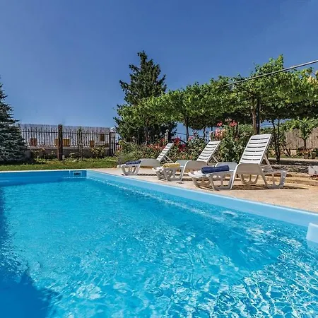 Apartment 1 Pula